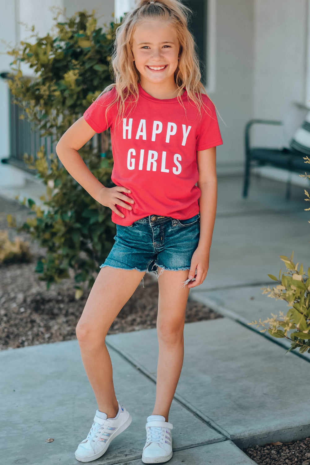HAPPY GIRLS Graphic Short Sleeve T-Shirt