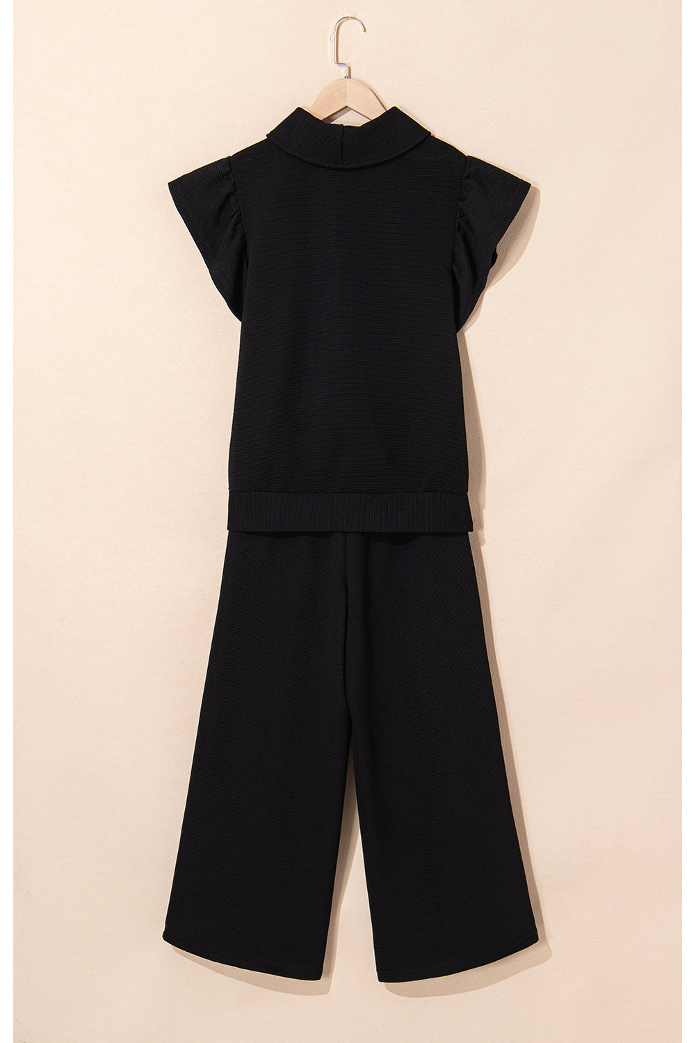 Black Textured Ruffled Sleeve Zipped Pants Set